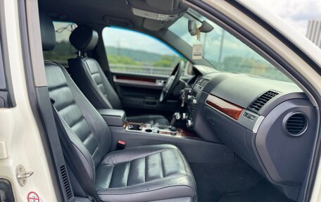 Volkswagen Touareg III, 2005 год, 845 000 рублей, 18 фотография