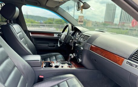 Volkswagen Touareg III, 2005 год, 845 000 рублей, 19 фотография