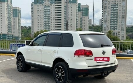 Volkswagen Touareg III, 2005 год, 845 000 рублей, 10 фотография