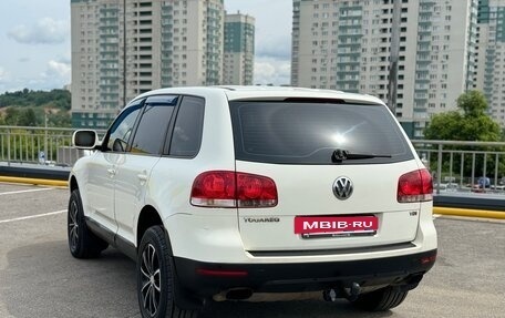 Volkswagen Touareg III, 2005 год, 845 000 рублей, 11 фотография