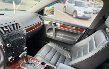 Volkswagen Touareg III, 2005 год, 845 000 рублей, 20 фотография