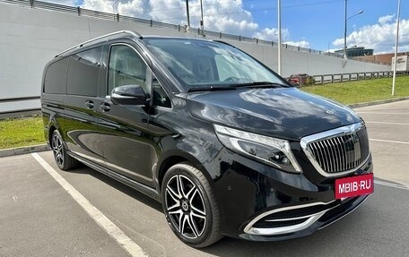 Mercedes-Benz V-Класс, 2020 год, 6 800 000 рублей, 3 фотография