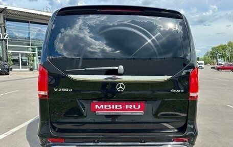 Mercedes-Benz V-Класс, 2020 год, 6 800 000 рублей, 6 фотография
