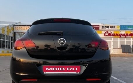 Opel Astra J, 2011 год, 900 000 рублей, 5 фотография