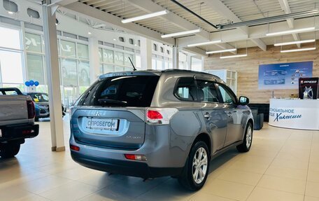 Mitsubishi Outlander III рестайлинг 3, 2012 год, 1 699 000 рублей, 6 фотография