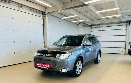 Mitsubishi Outlander III рестайлинг 3, 2012 год, 1 699 000 рублей, 2 фотография