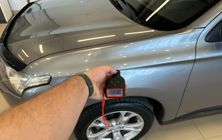 Mitsubishi Outlander III рестайлинг 3, 2012 год, 1 699 000 рублей, 20 фотография