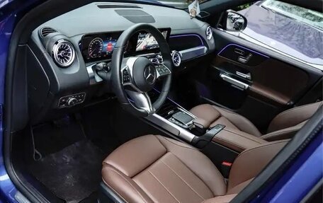 Mercedes-Benz GLB, 2023 год, 3 400 000 рублей, 12 фотография