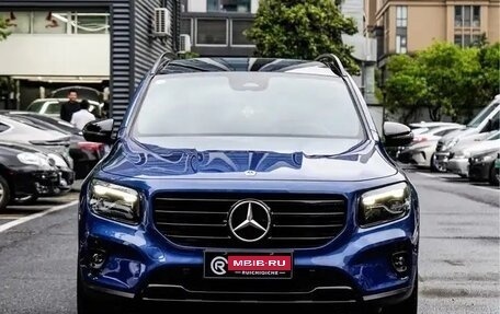 Mercedes-Benz GLB, 2023 год, 3 400 000 рублей, 2 фотография