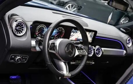 Mercedes-Benz GLB, 2023 год, 3 400 000 рублей, 16 фотография