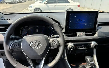 Toyota RAV4, 2022 год, 2 550 090 рублей, 9 фотография