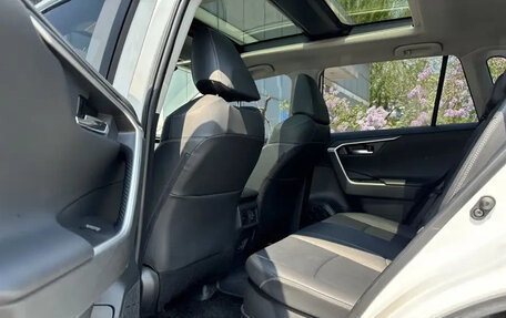 Toyota RAV4, 2022 год, 2 550 090 рублей, 12 фотография
