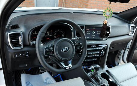 KIA Sportage IV рестайлинг, 2016 год, 1 800 000 рублей, 9 фотография