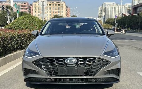 Hyundai Sonata VIII, 2021 год, 1 600 000 рублей, 2 фотография