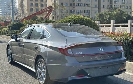 Hyundai Sonata VIII, 2021 год, 1 600 000 рублей, 4 фотография