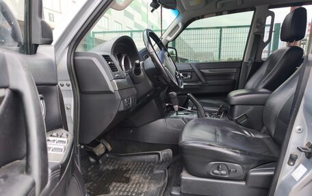 Mitsubishi Pajero IV, 2011 год, 1 850 000 рублей, 9 фотография