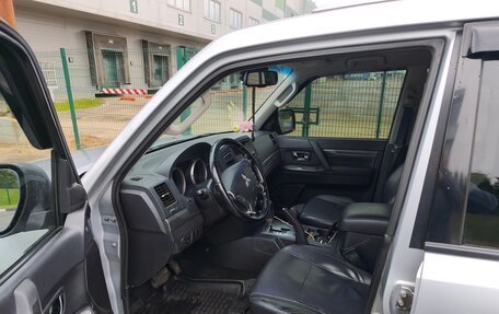 Mitsubishi Pajero IV, 2011 год, 1 850 000 рублей, 8 фотография