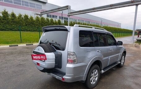 Mitsubishi Pajero IV, 2011 год, 1 850 000 рублей, 5 фотография