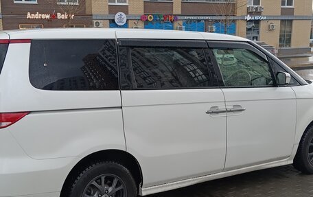 Honda Elysion I, 2004 год, 1 150 000 рублей, 3 фотография