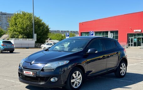 Renault Megane III, 2013 год, 599 999 рублей, 17 фотография