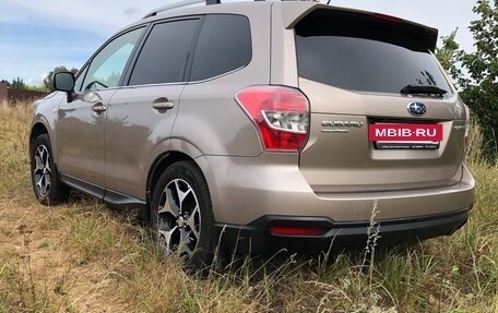 Subaru Forester, 2014 год, 1 800 000 рублей, 2 фотография