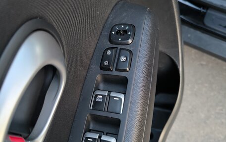 KIA Soul II рестайлинг, 2018 год, 1 900 000 рублей, 7 фотография
