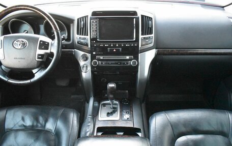 Toyota Land Cruiser 200, 2014 год, 4 245 000 рублей, 12 фотография