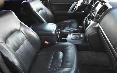 Toyota Land Cruiser 200, 2014 год, 4 245 000 рублей, 10 фотография