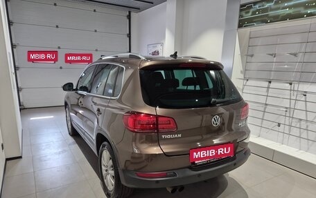 Volkswagen Tiguan I, 2015 год, 1 349 000 рублей, 6 фотография