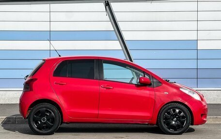 Toyota Yaris III рестайлинг, 2008 год, 439 000 рублей, 4 фотография