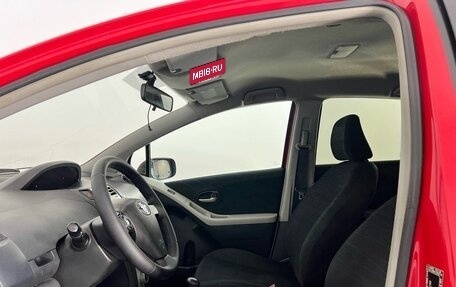 Toyota Yaris III рестайлинг, 2008 год, 439 000 рублей, 15 фотография