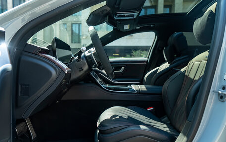 Mercedes-Benz S-Класс AMG, 2023 год, 23 000 000 рублей, 23 фотография