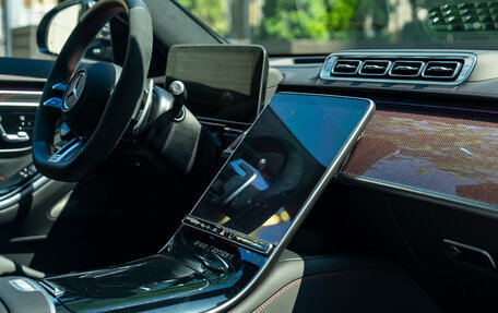 Mercedes-Benz S-Класс AMG, 2023 год, 23 000 000 рублей, 35 фотография