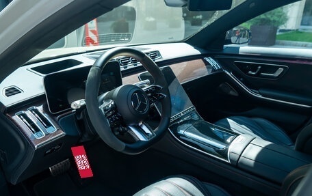 Mercedes-Benz S-Класс AMG, 2023 год, 23 000 000 рублей, 28 фотография
