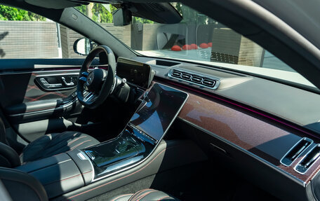 Mercedes-Benz S-Класс AMG, 2023 год, 23 000 000 рублей, 33 фотография