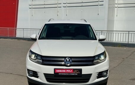 Volkswagen Tiguan I, 2011 год, 1 199 999 рублей, 2 фотография