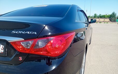 Hyundai Sonata VI, 2011 год, 950 000 рублей, 10 фотография