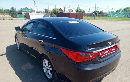 Hyundai Sonata VI, 2011 год, 950 000 рублей, 5 фотография