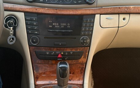 Mercedes-Benz E-Класс, 2003 год, 660 000 рублей, 11 фотография