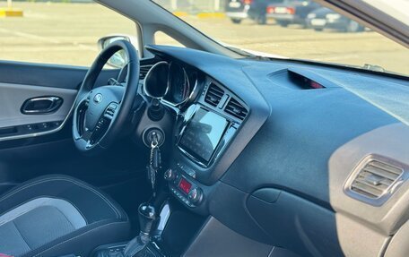 KIA cee'd III, 2013 год, 895 000 рублей, 12 фотография