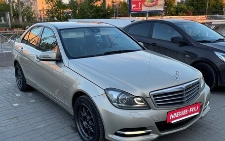 Mercedes-Benz C-Класс, 2011 год, 1 550 000 рублей, 3 фотография