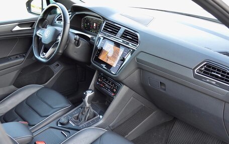 Volkswagen Tiguan II, 2021 год, 3 350 000 рублей, 15 фотография