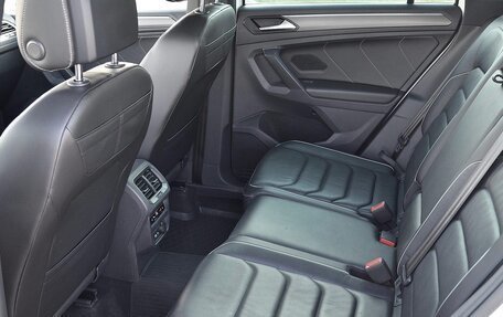 Volkswagen Tiguan II, 2021 год, 3 350 000 рублей, 20 фотография