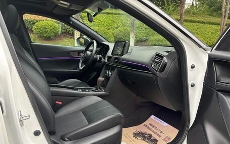 Mazda CX-4, 2020 год, 1 868 800 рублей, 11 фотография