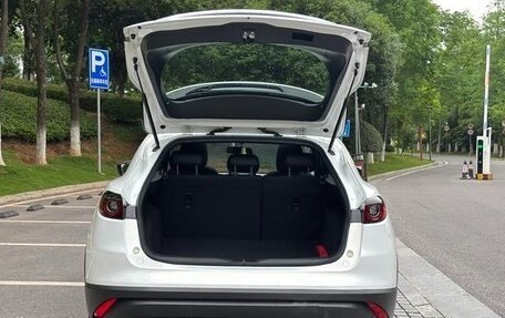 Mazda CX-4, 2020 год, 1 868 800 рублей, 13 фотография