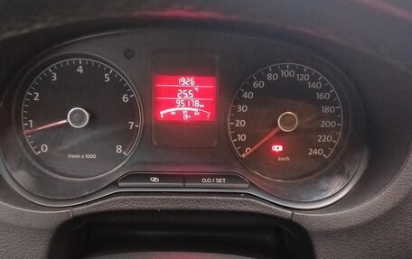 Volkswagen Polo VI (EU Market), 2013 год, 1 100 000 рублей, 2 фотография