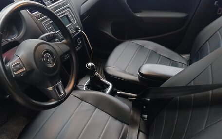 Volkswagen Polo VI (EU Market), 2013 год, 1 100 000 рублей, 6 фотография