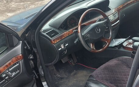 Mercedes-Benz S-Класс, 2006 год, 1 300 000 рублей, 3 фотография