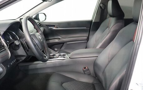 Toyota Camry, 2021 год, 4 150 000 рублей, 6 фотография