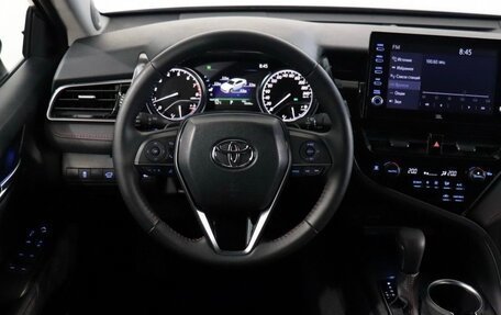 Toyota Camry, 2021 год, 4 150 000 рублей, 10 фотография